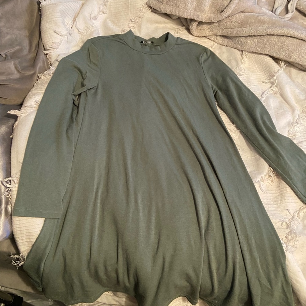 Green Rue 21 Flow-y dress